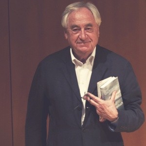 In memoriam Cees Nooteboom